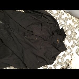 Black long sleeve men’s shirt